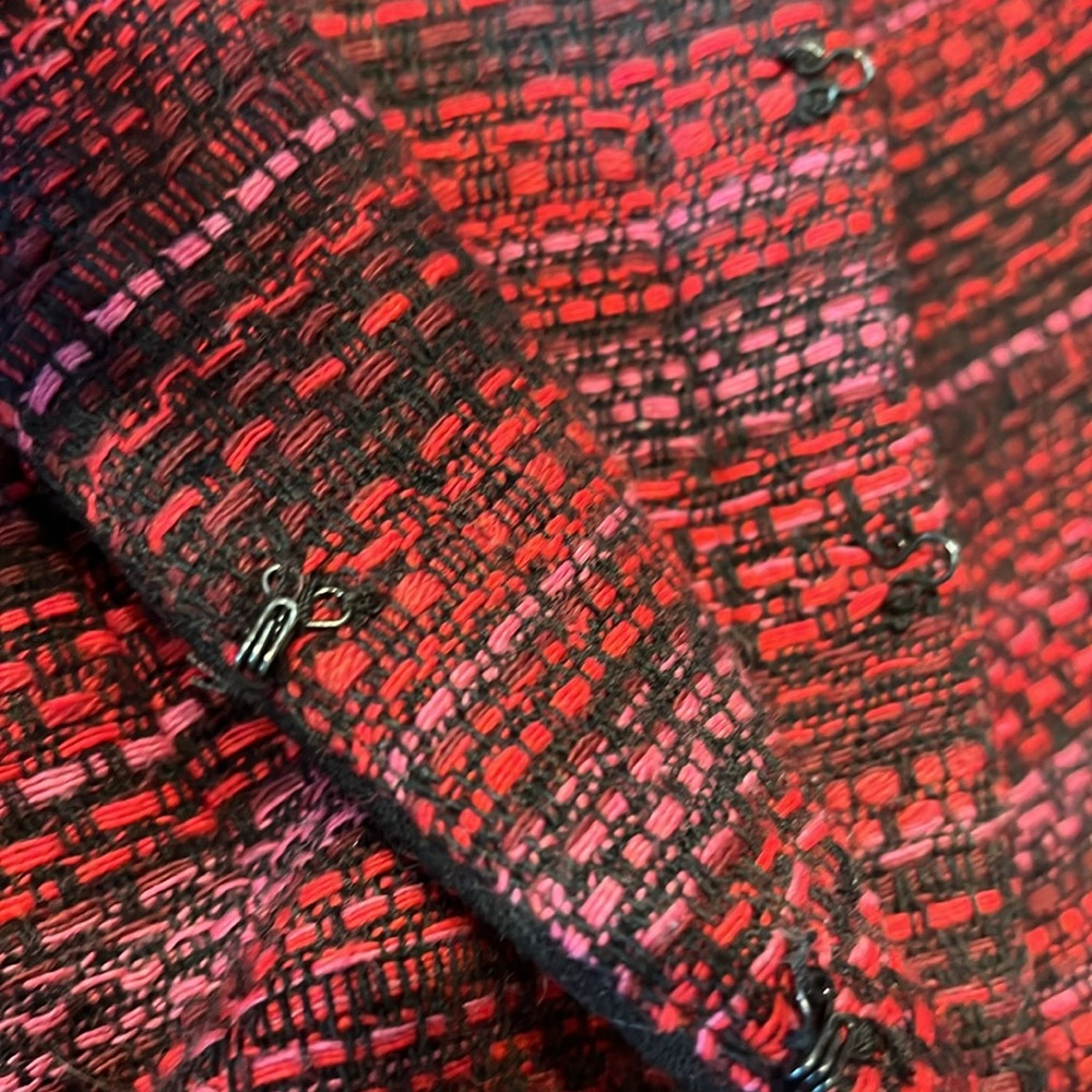 Eve Gravel red and black blazer, size xs - Picture 7 of 7